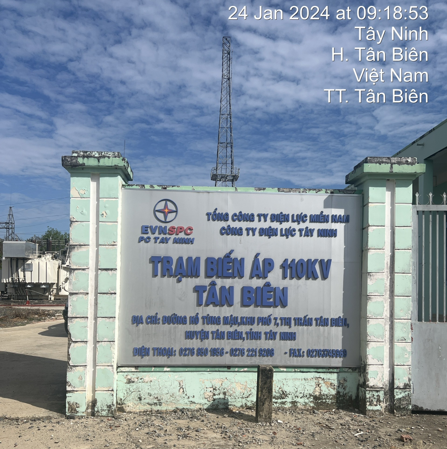 Phương tiện truyền dẫn cấp nước khu vực đường Trần Phú, thị xã Hòa Thành